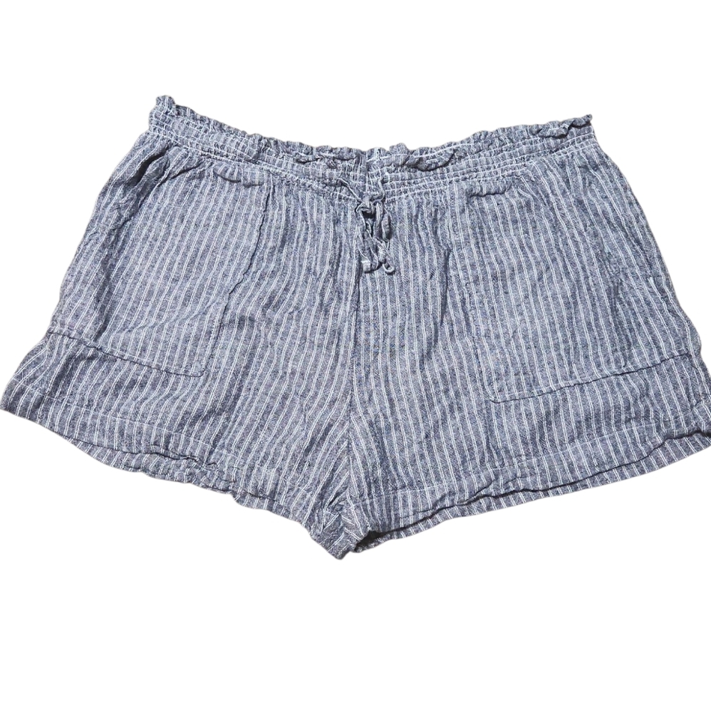 Time & Tru Linen Blend Shorts